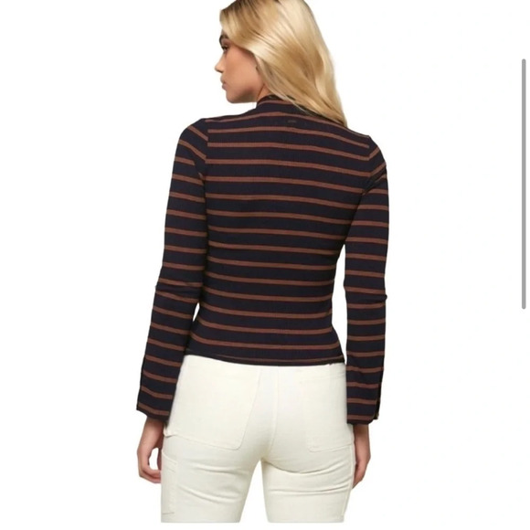 O'Neill Roberts Long Sleeve Ribbed Mock Neck Top size Medium - Picture 3 of 8